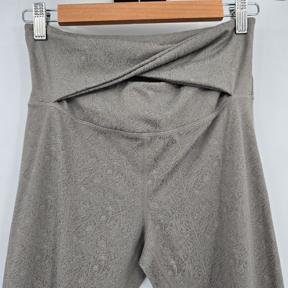 Zyia Active Women's Cement Croise Hi Rise 7/8 Leggings With Crossover Waist Smal - Picture 4 of 11